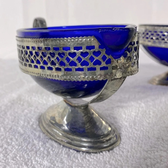 Vintage Silver Tone Pedestal Cobalt  Blue Glass Royal Sapphire Cream & Sugar Set - Picture 4 of 16